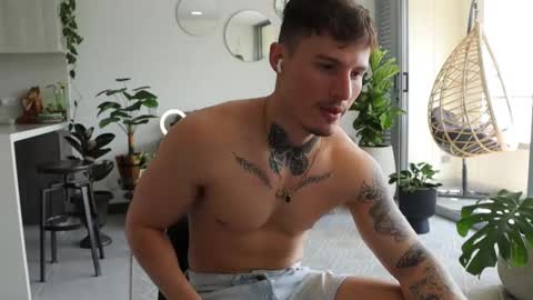 Snapshot of thorclarck_ chatting on February 15, 4:34 pm Sebastian online show from February 15, 4:34 pm