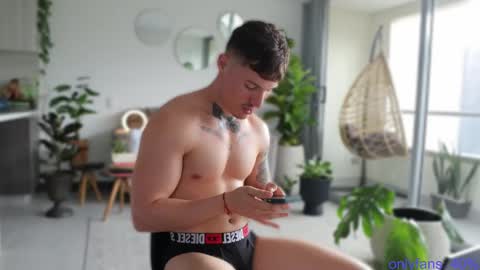 Snapshot of thorclarck_ chatting on February 24, 7:30 pm Sebastian online show from February 24, 7:30 pm