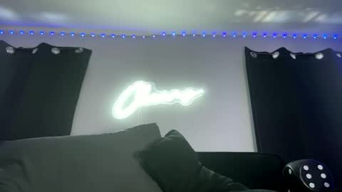 Snapshot of throattaker4l_ chatting on February 5, 5:50 pm ThroatTaker4l online show from February 5, 5:50 pm