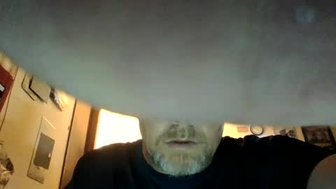 Snapshot of throbber009 chatting on October 3, 2:47 pm Throbber online show from October 3, 2:47 pm