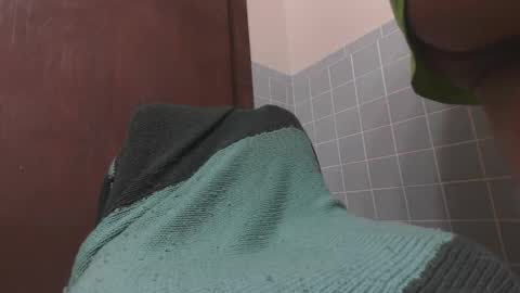 throbbingloads online show from December 3, 6:48 am