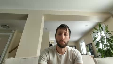 throwawayafteruse20202 online show from January 6, 8:01 pm