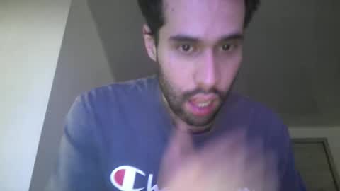 Snapshot of throwawayyourgun chatting on December 25, 7:13 pm Luka online show from December 25, 7:13 pm