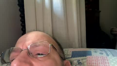 Snapshot of thunderflash73 chatting on June 19, 4:00 pm Little Wolf online show from June 19, 4:00 pm