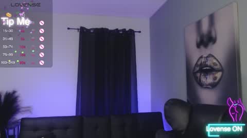 Tia Bella online show from November 19, 10:54 pm