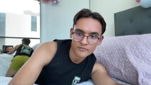 tian_velasquez online show from January 7, 2:53 am