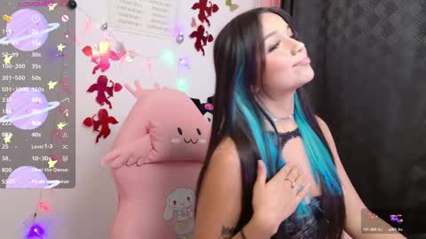 Tiana Le online show from March 4, 12:18 am