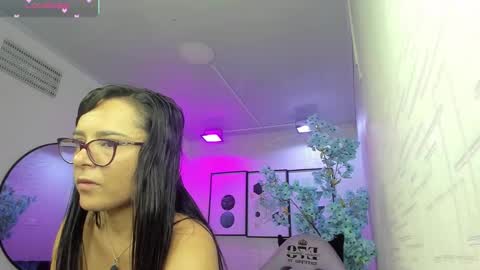 Tiara  online show from January 11, 3:33 am