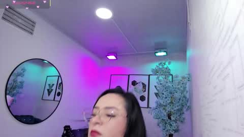 Tiara  online show from March 25, 3:34 am