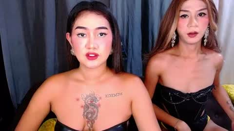 Snapshot of tiarrafoxs chatting on July 22, 12:08 pm tiarrafoxs online show from July 22, 12:08 pm