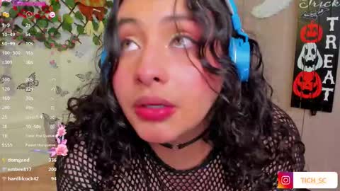 tich___ online show from November 11, 8:31 pm