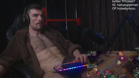 tickle_my_pickle07 online show from January 27, 7:35 am