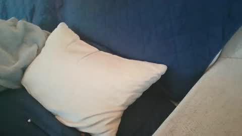 JustMe online show from March 3, 2:26 pm