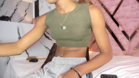 Tifanny online show from November 18, 6:45 pm