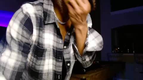 Tiffani Love online show from April 2, 4:32 am