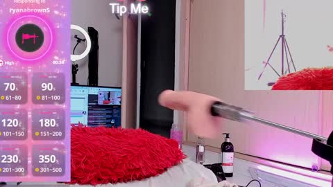 Snapshot of tiffannyy_ chatting on December 6, 3:30 am teffy online show from December 6, 3:30 am