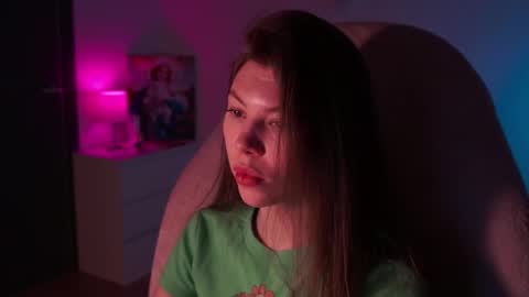 Im here on Fridays Saturdays Sundays  online show from February 14, 4:20 am