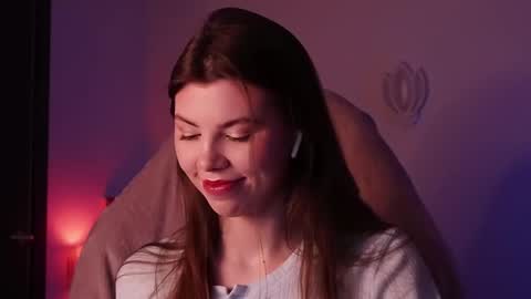 Im here on Fridays Saturdays Sundays  online show from February 20, 6:52 pm