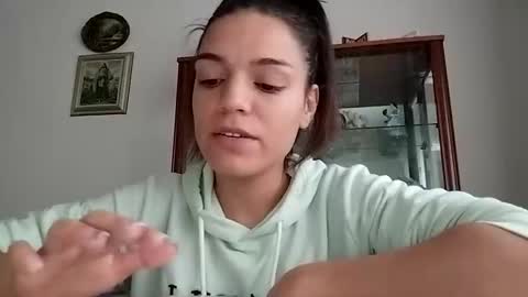 Snapshot of tiffany_chloe chatting on December 4, 7:06 am Tiffany online show from December 4, 7:06 am