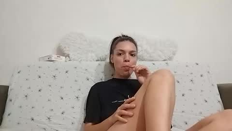 Snapshot of tiffany_chloe chatting on February 24, 6:04 pm Tiffany online show from February 24, 6:04 pm