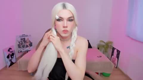 Tif online show from September 22, 10:06 am