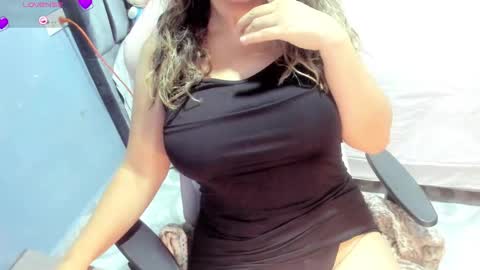 tiffany theressa online show from September 10, 9:59 pm