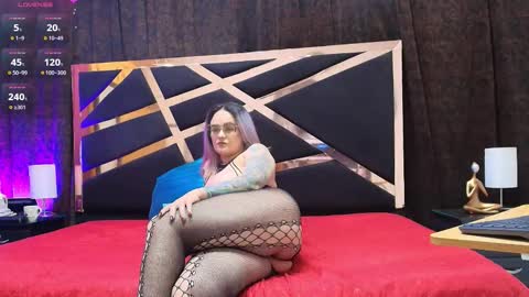 tiffanyandclark online show from November 24, 11:26 pm