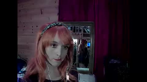 Snapshot of tiffanycase384727 chatting on October 12, 5:39 am tiffanycase384727 online show from October 12, 5:39 am