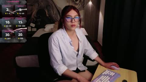 Snapshot of tiffanycherry_ chatting on April 24, 8:33 pm tiffanycherry_ online show from April 24, 8:33 pm