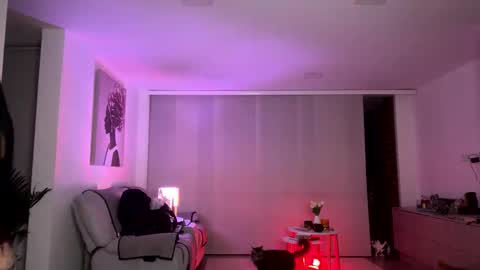 Snapshot of tiffanycole_ chatting on September 21, 3:52 am  CAMI VELEZ camivelezz   online show from September 21, 3:52 am