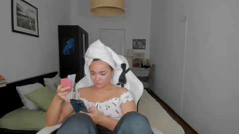  Tiffany  online show from December 17, 3:28 pm