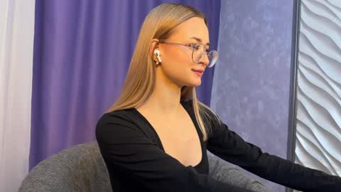 Tiffany online show from December 16, 2:27 pm