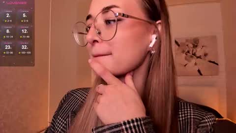 Tiffany online show from October 8, 1:42 pm