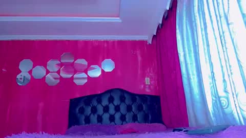 tiffanymackensyy69 online show from January 12, 9:42 pm