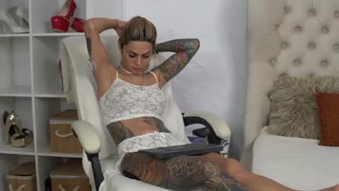 Ilaria online show from July 1, 6:04 am