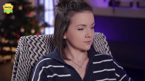 tiffanyriox online show from December 7, 2:53 am