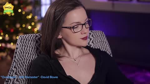 tiffanyriox online show from December 12, 2:59 am