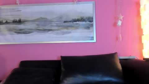 Snapshot of tiffanysuarez_ chatting on September 27, 8:14 pm Stefany Suarez online show from September 27, 8:14 pm