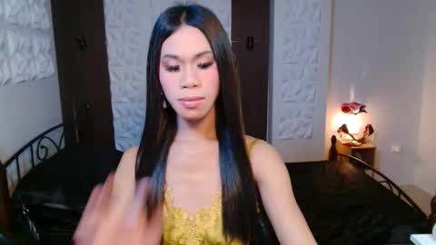 Snapshot of tiffanythebigcock chatting on October 14, 10:49 am tiffanythebigcock online show from October 14, 10:49 am