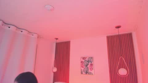 Tiffany online show from November 16, 1:17 pm