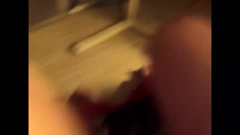 Snapshot of tiger736855 chatting on April 4, 1:04 am tiger736855 online show from April 4, 1:04 am