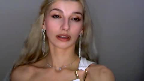 Ask me online show from May 12, 10:07 pm