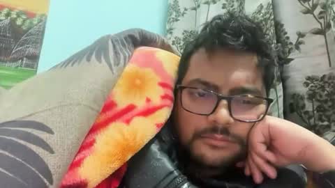 Snapshot of tigertinku chatting on January 8, 5:48 pm tigertinku online show from January 8, 5:48 pm