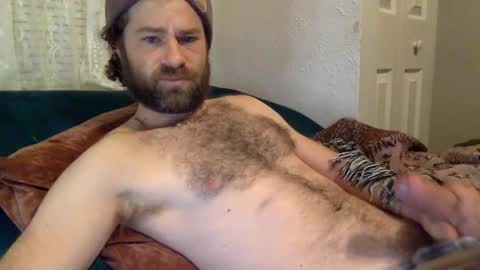 Snapshot of tigerzaddy chatting on December 16, 1:54 pm tigerzaddy online show from December 16, 1:54 pm