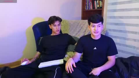 Snapshot of tightncuteass chatting on May 12, 3:36 am Camilo online show from May 12, 3:36 am