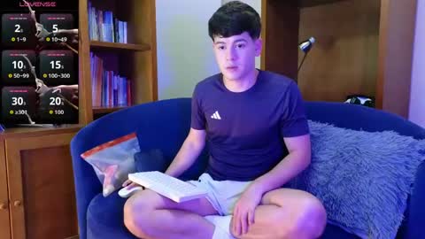 Snapshot of tightncuteass chatting on May 28, 12:41 am Camilo online show from May 28, 12:41 am