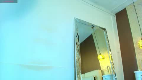 T I F F A N Y online show from October 8, 8:17 pm