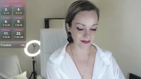 Tilly online show from February 20, 10:59 pm