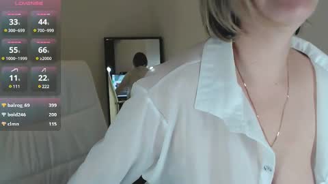 Tilly online show from February 21, 2:06 am