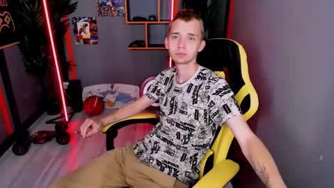 Snapshot of tim_blackk chatting on October 5, 5:17 am Tim online show from October 5, 5:17 am